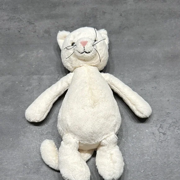 Jellycat Medium Bashful Cream Kitten - Picture 1 of 4